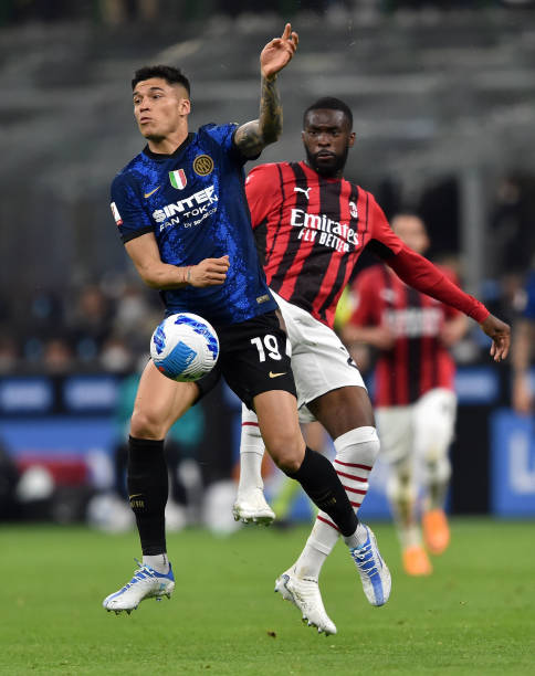 足球职业生 足球职业生