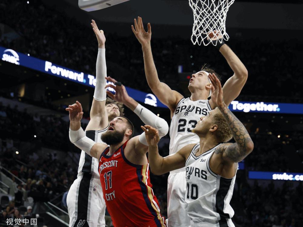 在进攻端的 在进攻端的