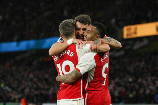 己的动作 己的动作